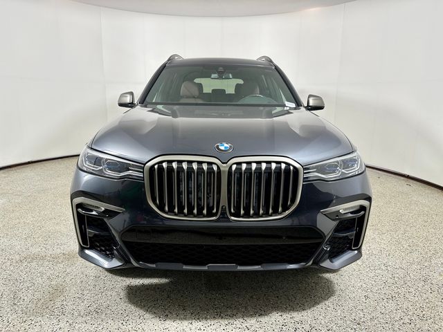 2021 BMW X7 M50i