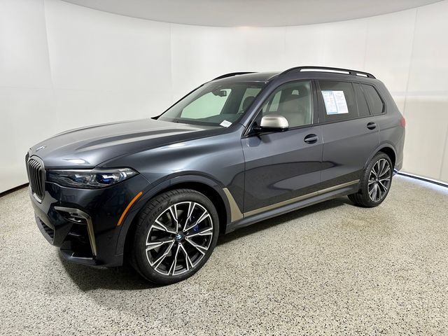 2021 BMW X7 M50i