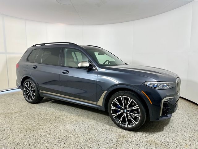 2021 BMW X7 M50i