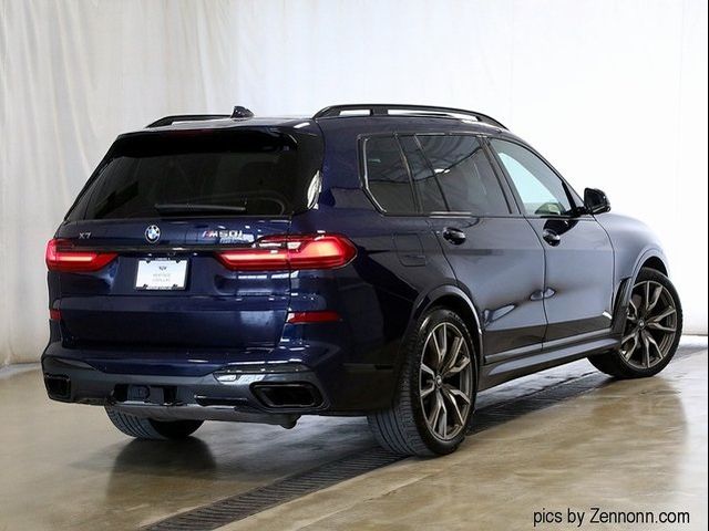 2021 BMW X7 M50i