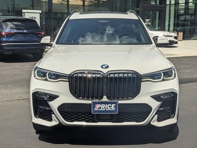 2021 BMW X7 M50i