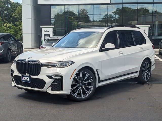 2021 BMW X7 M50i