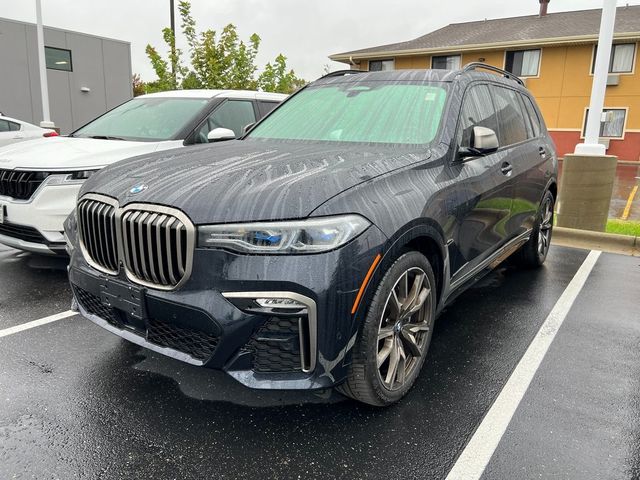 2021 BMW X7 M50i