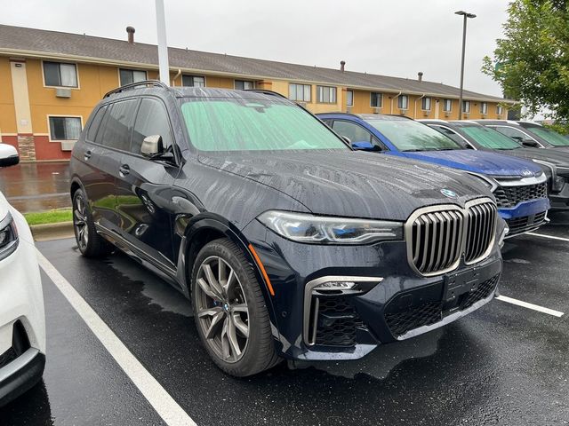 2021 BMW X7 M50i