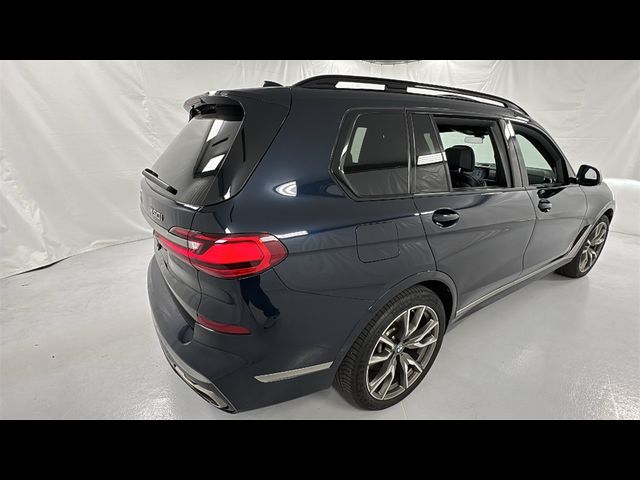 2021 BMW X7 M50i