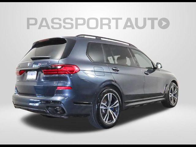 2021 BMW X7 M50i