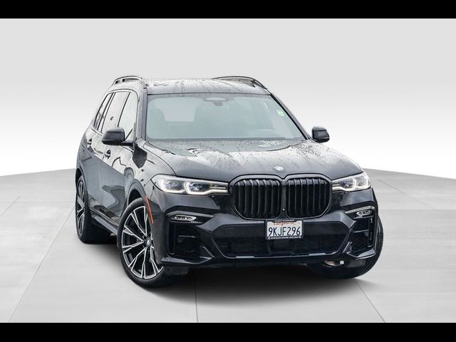 2021 BMW X7 M50i