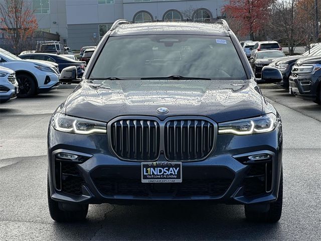 2021 BMW X7 M50i