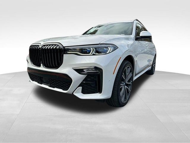 2021 BMW X7 M50i