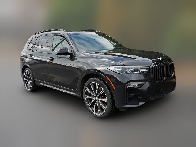 2021 BMW X7 M50i