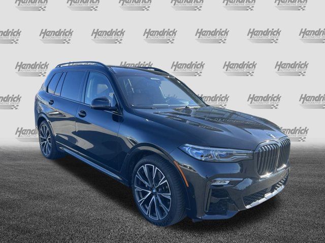 2021 BMW X7 M50i