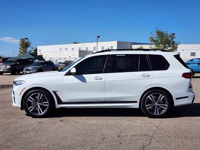 2021 BMW X7 M50i