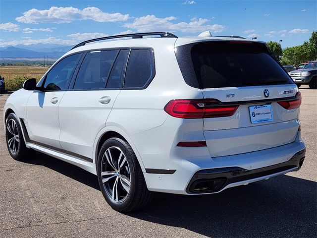 2021 BMW X7 M50i