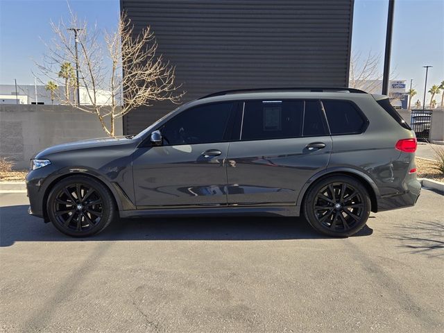 2021 BMW X7 M50i