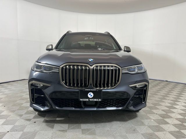 2021 BMW X7 M50i