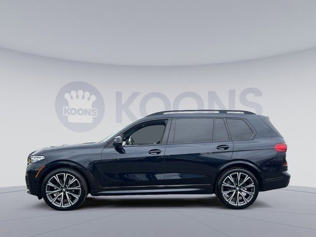 2021 BMW X7 M50i