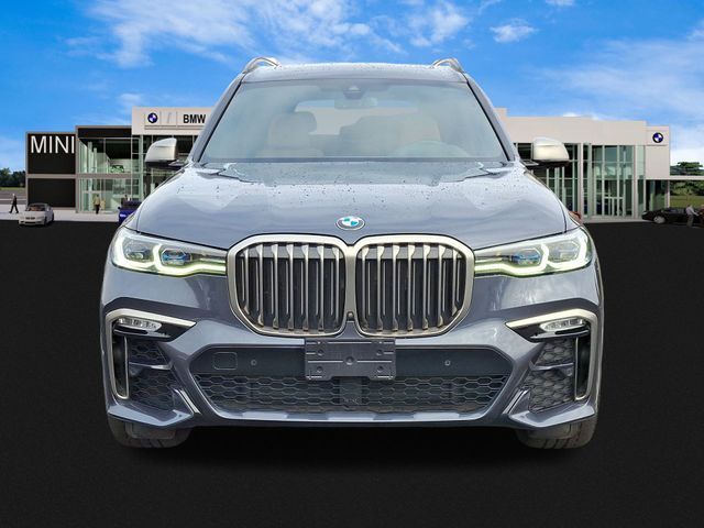 2021 BMW X7 M50i