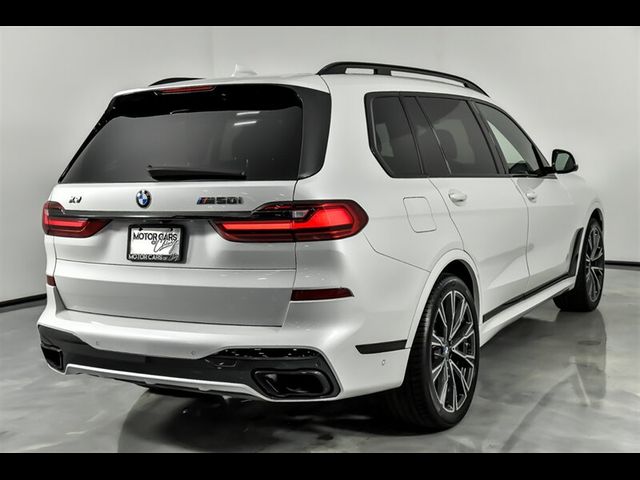 2021 BMW X7 M50i