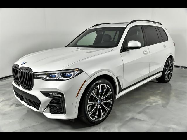 2021 BMW X7 M50i