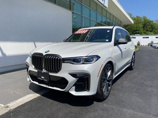 2021 BMW X7 M50i