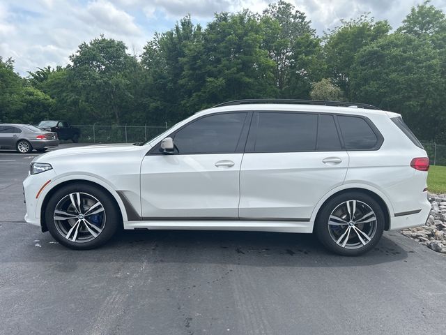 2021 BMW X7 M50i