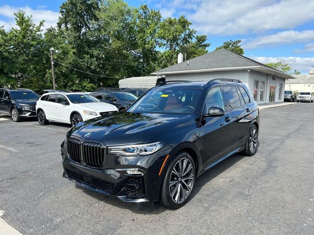 2021 BMW X7 M50i