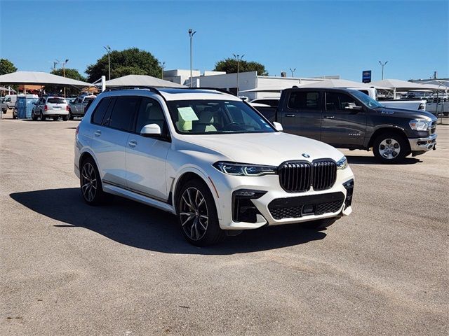 2021 BMW X7 M50i