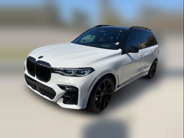 2021 BMW X7 M50i