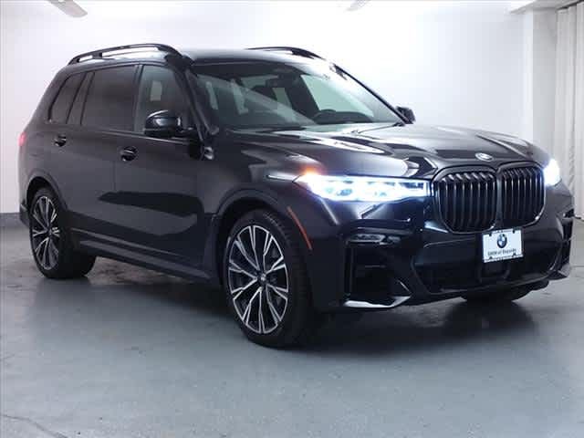 2021 BMW X7 M50i