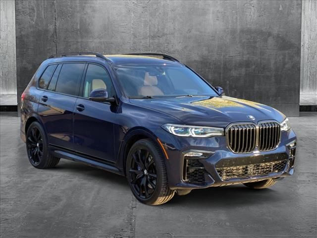 2021 BMW X7 M50i