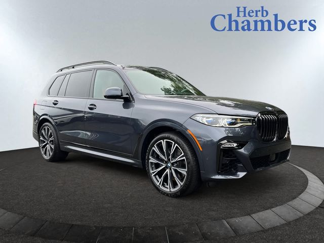 2021 BMW X7 M50i