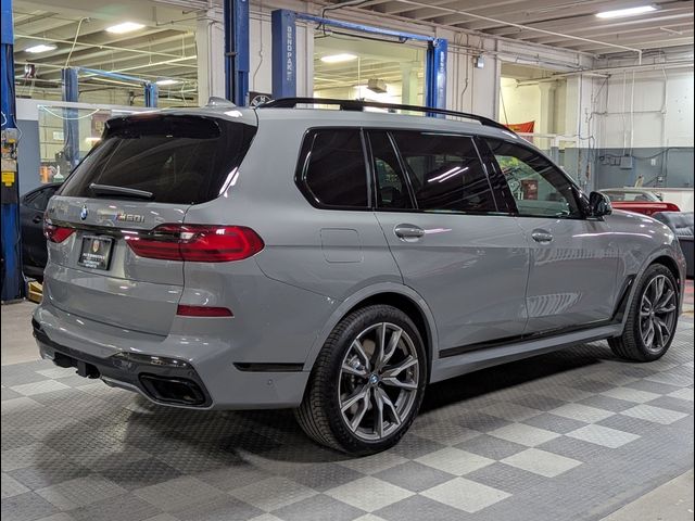 2021 BMW X7 M50i