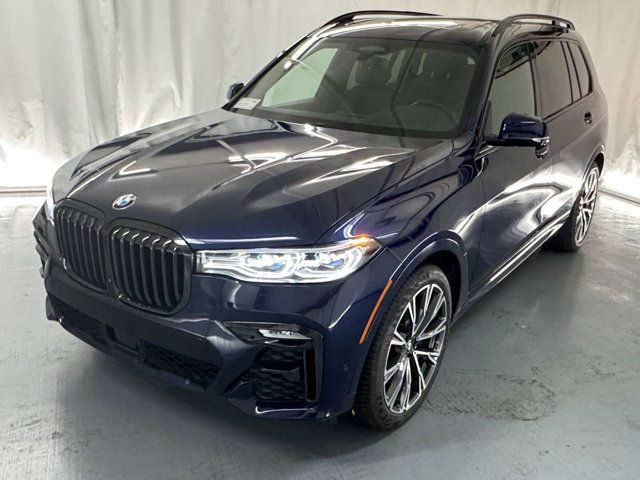 2021 BMW X7 M50i