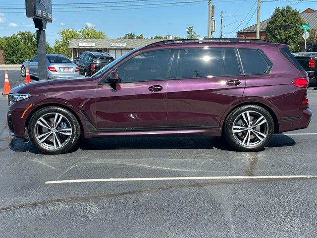 2021 BMW X7 M50i