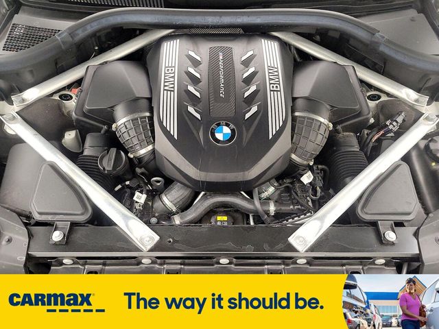 2021 BMW X7 M50i