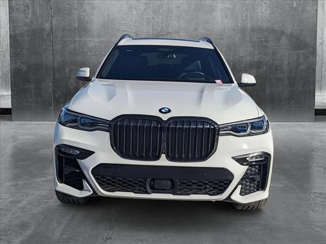 2021 BMW X7 M50i