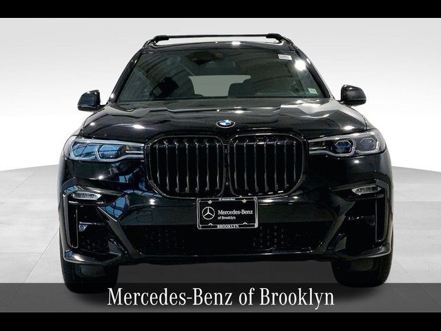2021 BMW X7 M50i