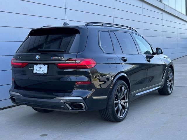 2021 BMW X7 M50i