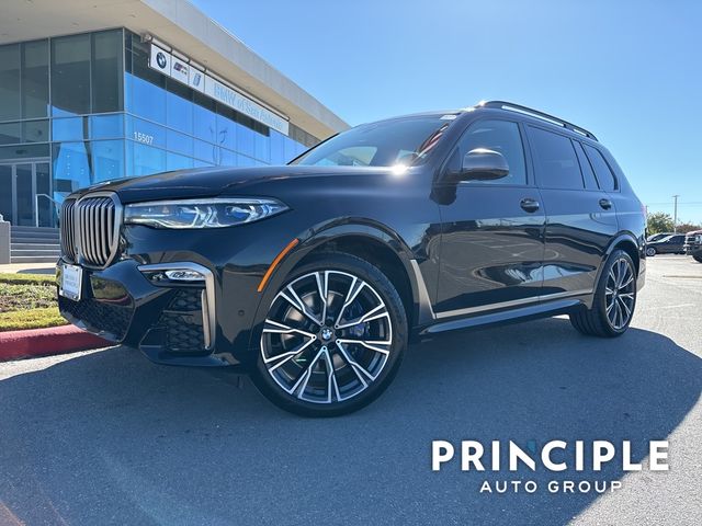 2021 BMW X7 M50i