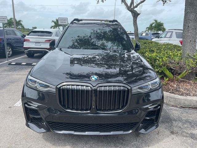 2021 BMW X7 M50i