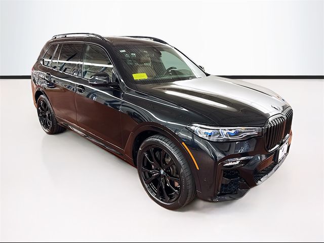 2021 BMW X7 M50i