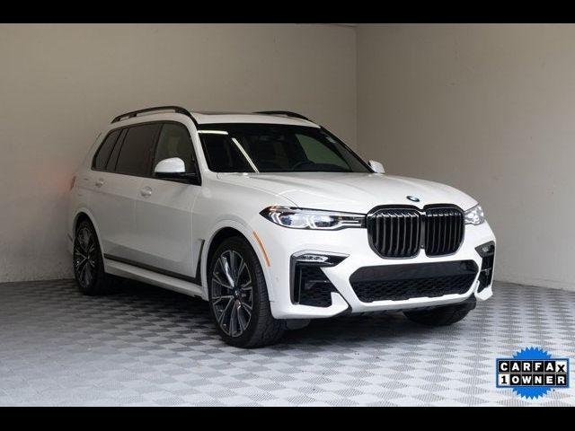 2021 BMW X7 M50i