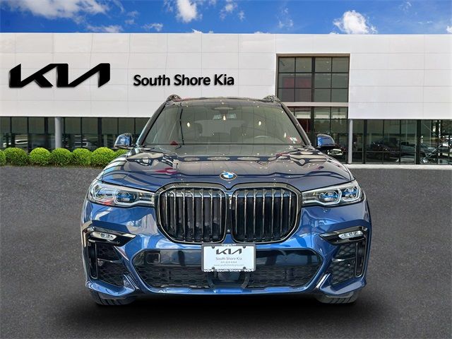 2021 BMW X7 M50i