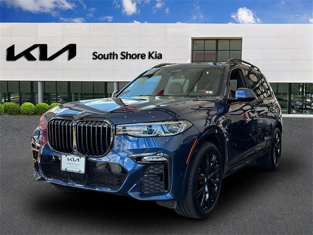 2021 BMW X7 M50i