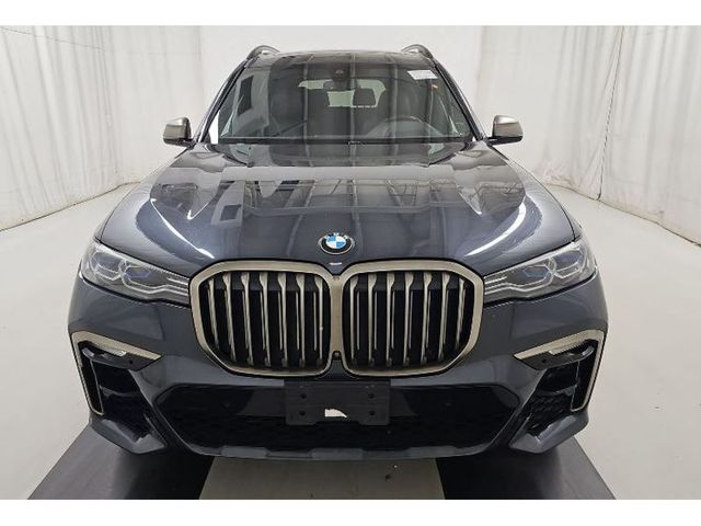 2021 BMW X7 M50i