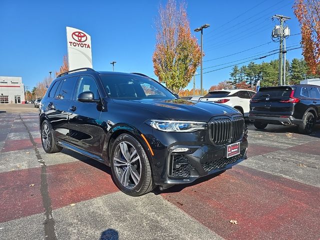 2021 BMW X7 M50i