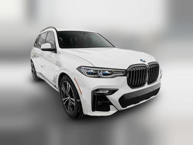 2021 BMW X7 M50i