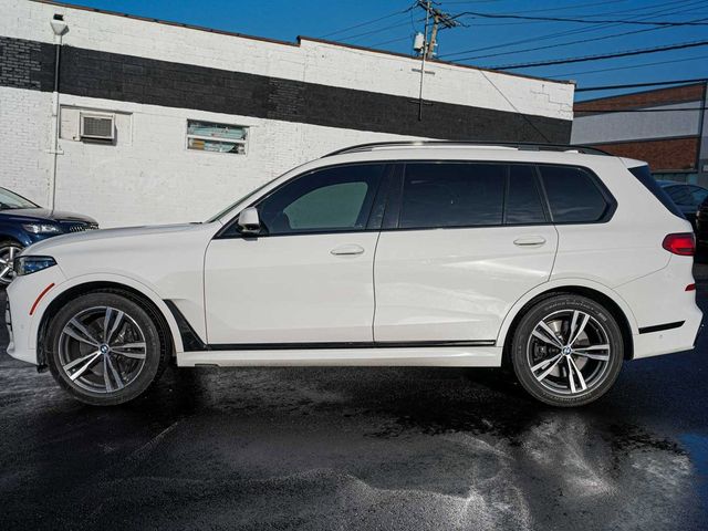 2021 BMW X7 M50i