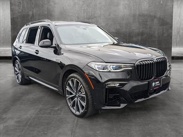 2021 BMW X7 M50i