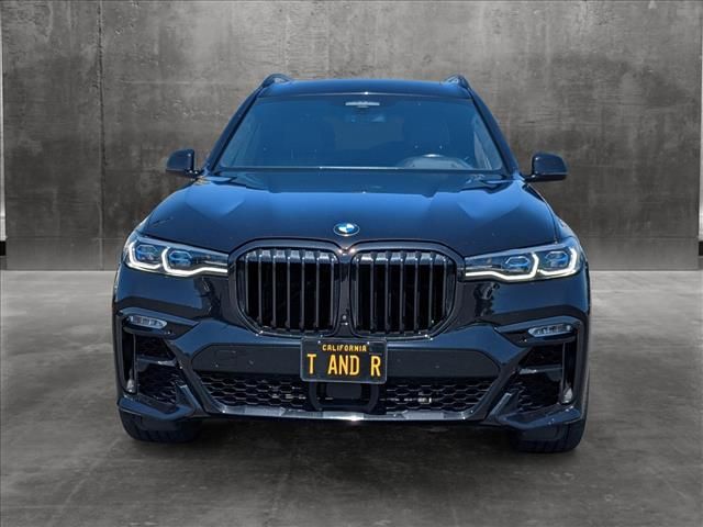 2021 BMW X7 M50i